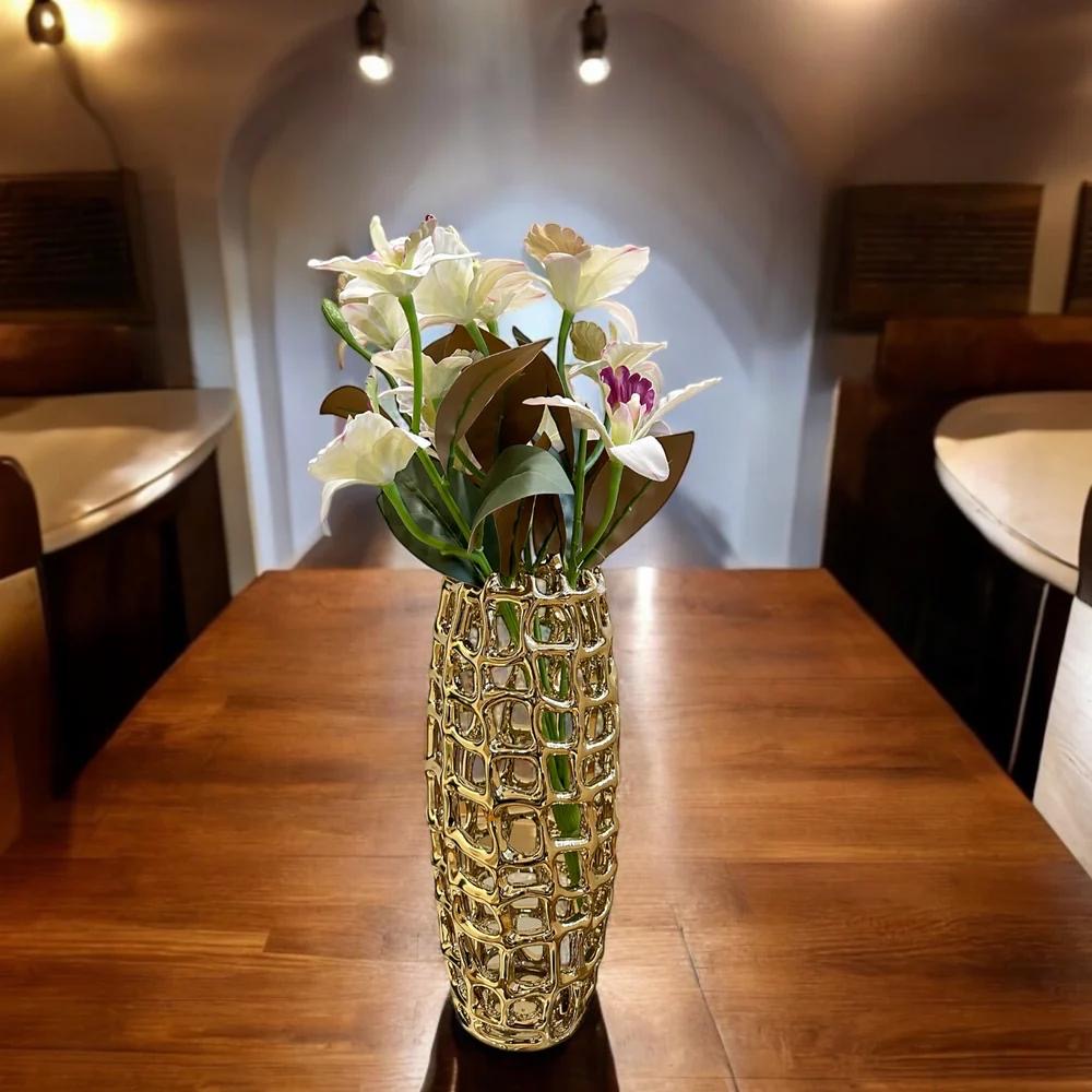 Artisan Mesh Porcelain Vase (Single)