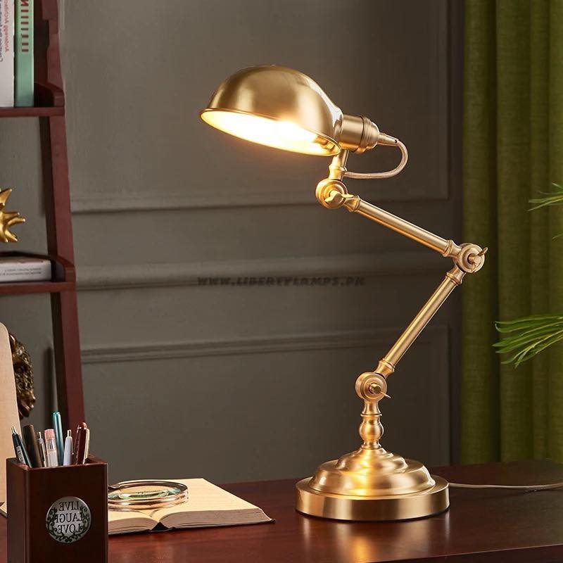 Unbreakable 20-Inch Study Lamp with Golden Finish โจ๐