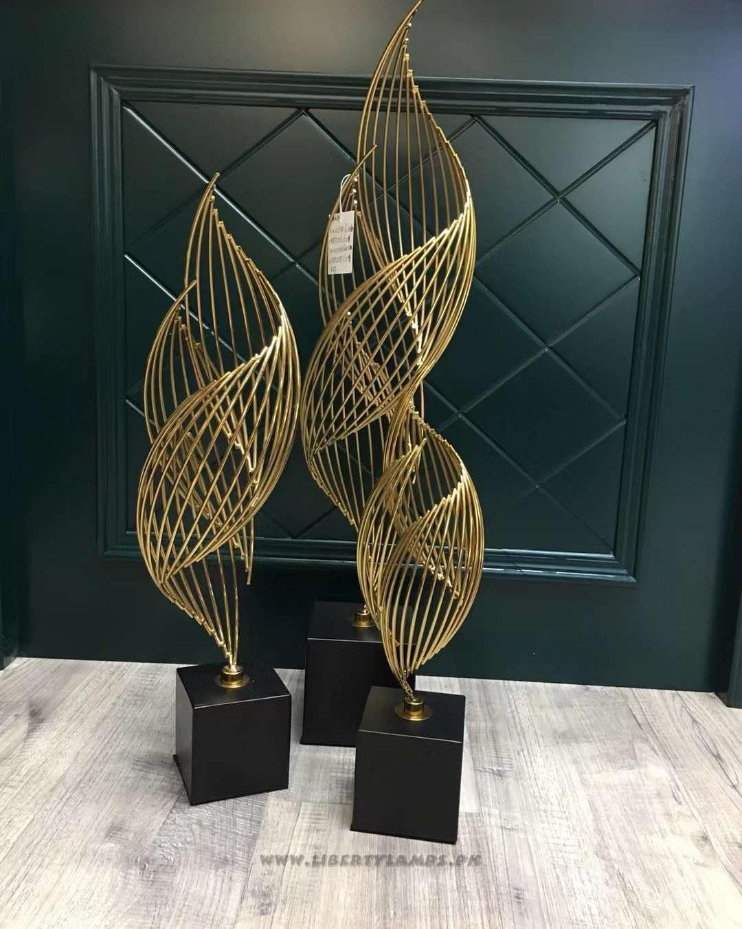 🎨 Timeless Duo – Elegant Decorative Piece (Pair)