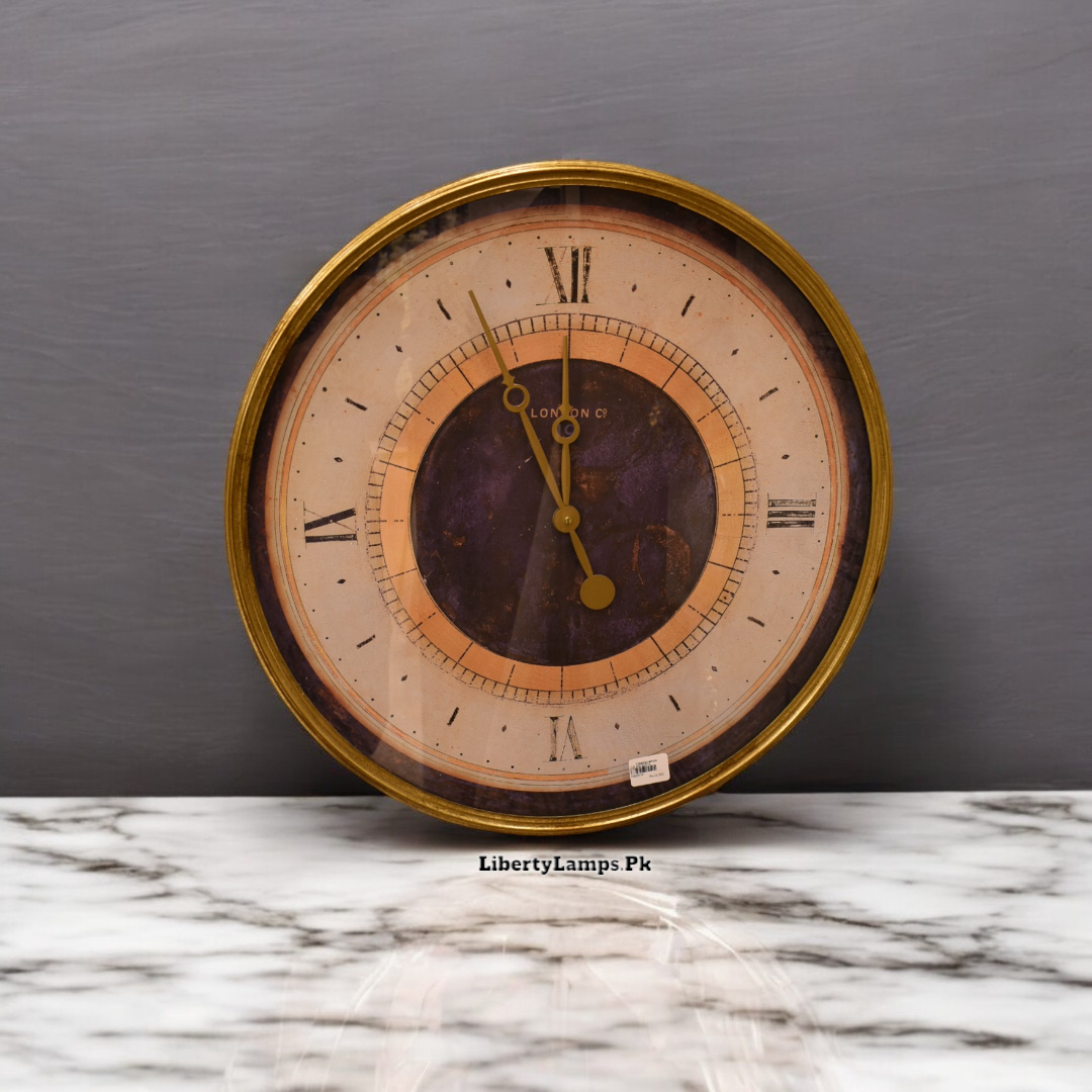 Chic Metal Wall Clock (27 inches)