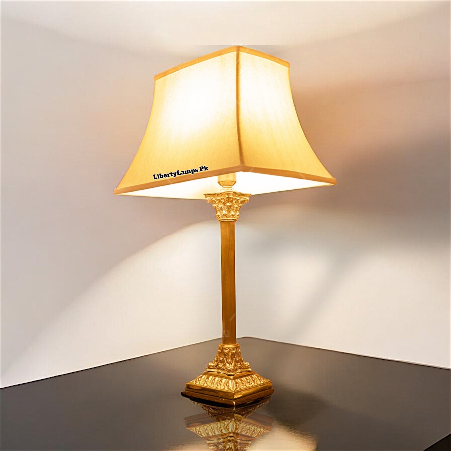 Majestic Brass Elegance Table Lamps (Pair)