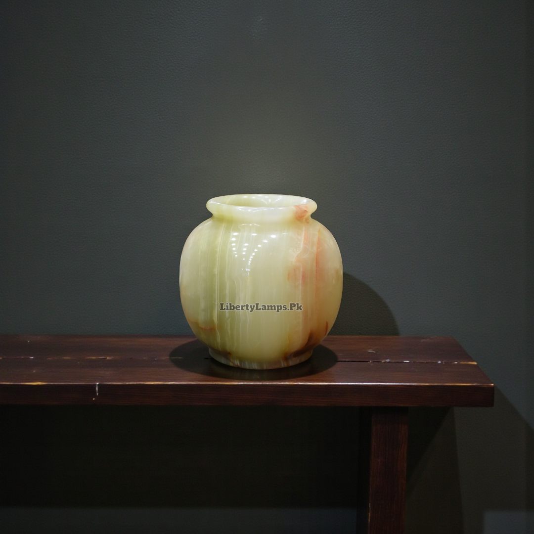 Luxury Mini Decorative Vase – Chic Accent Piece