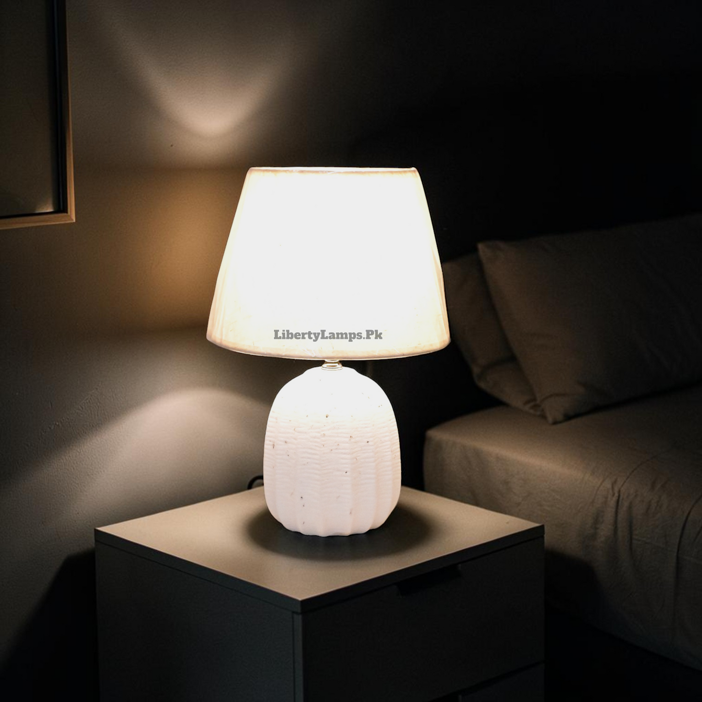 Snow Earth™ – White Terracotta Lamp Pair