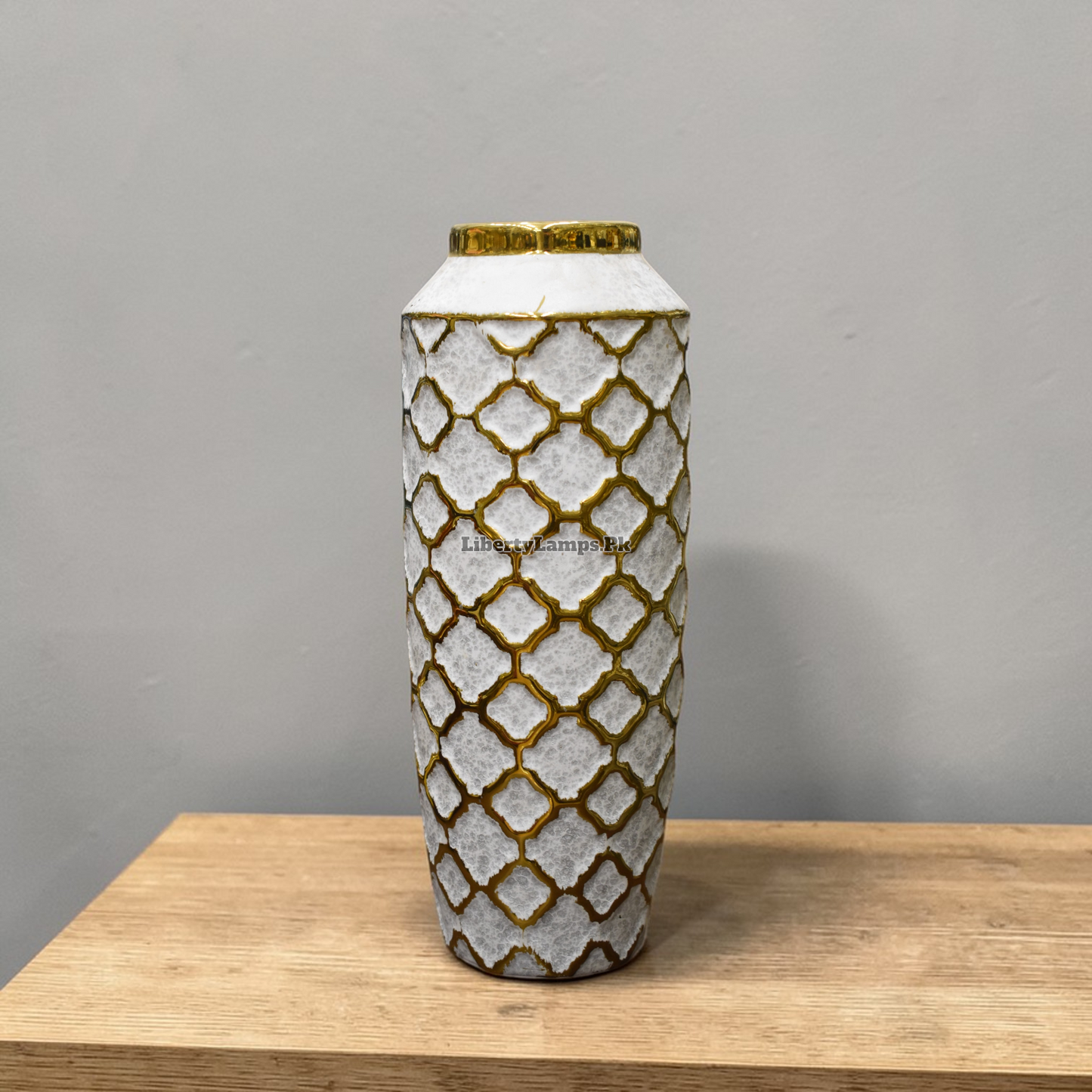 EarthForm™ – Terracotta Decorative Vase