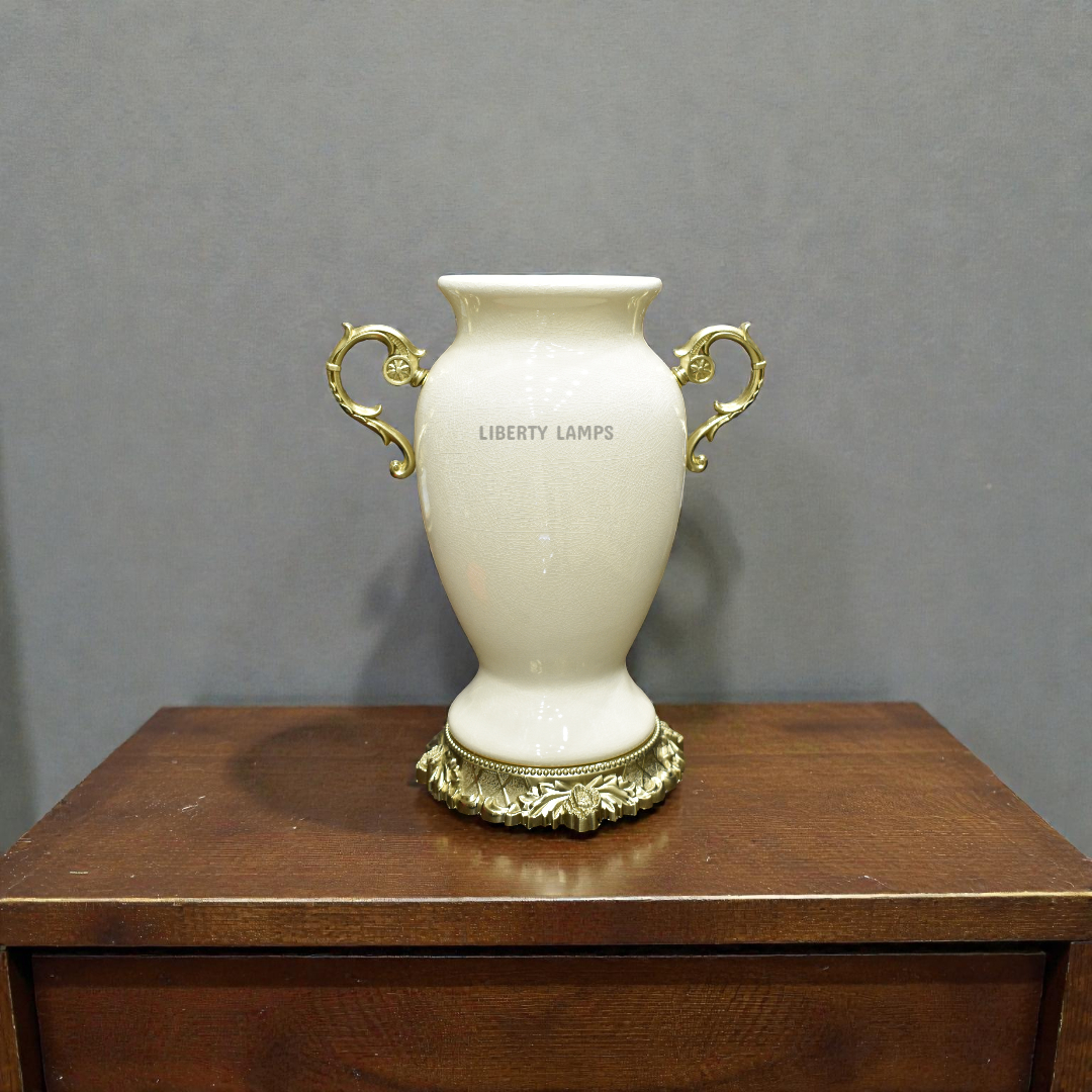 Pearl Essence Porcelain Vase (Single)