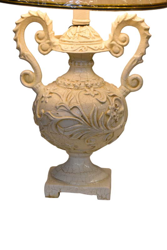 Ryzen Elegance – Designer Table Lamp