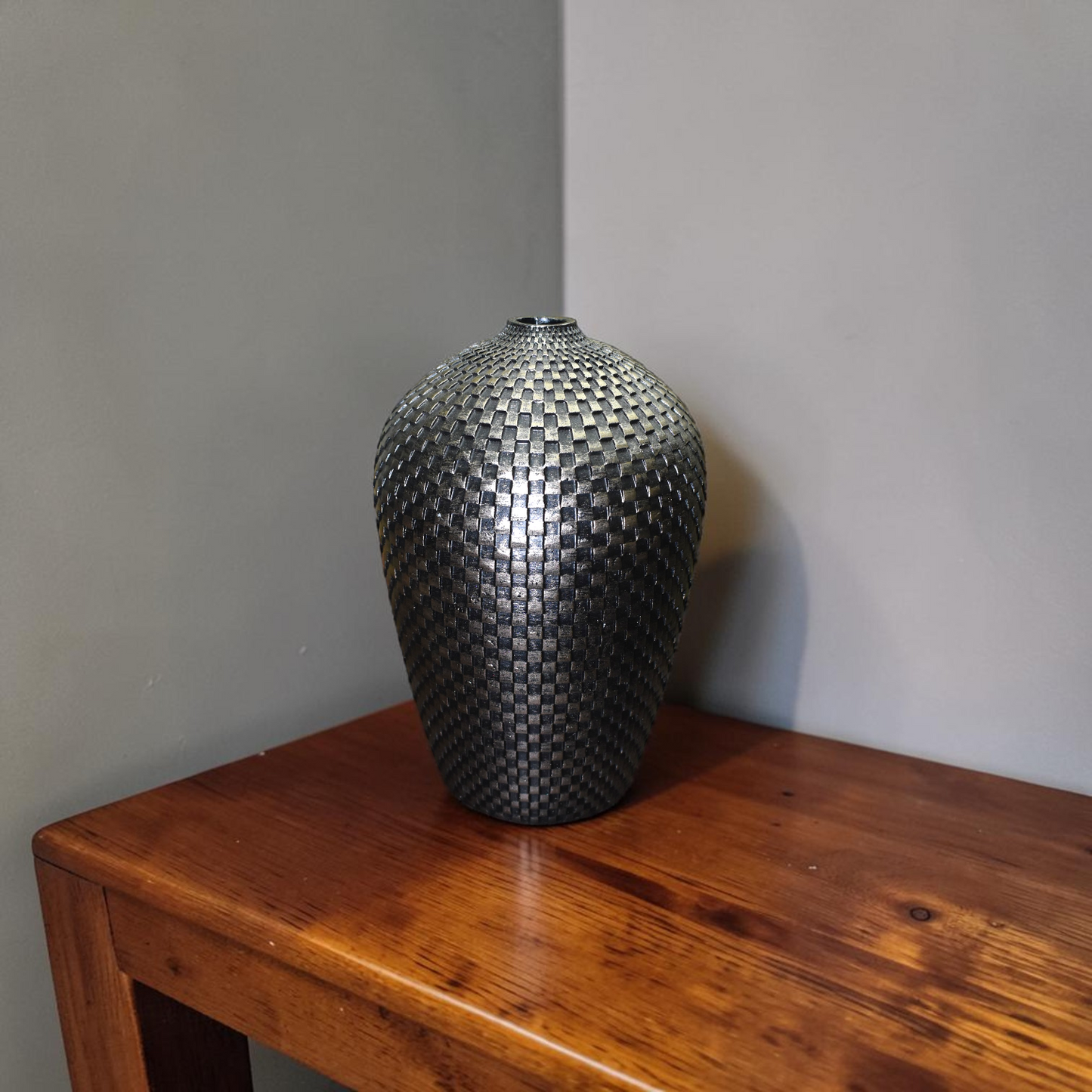 Titan Curve™ – Ryzen Vase