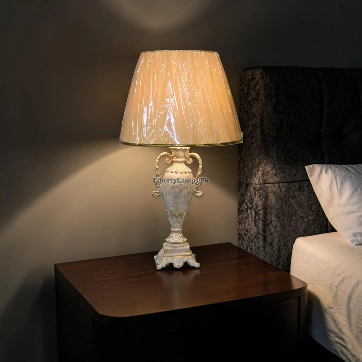 Resin Royale – Contemporary Resin Table Lamp Pair