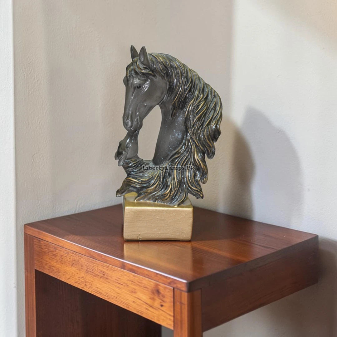 Horse Grace – Elegant Horse Decorative Figurine
