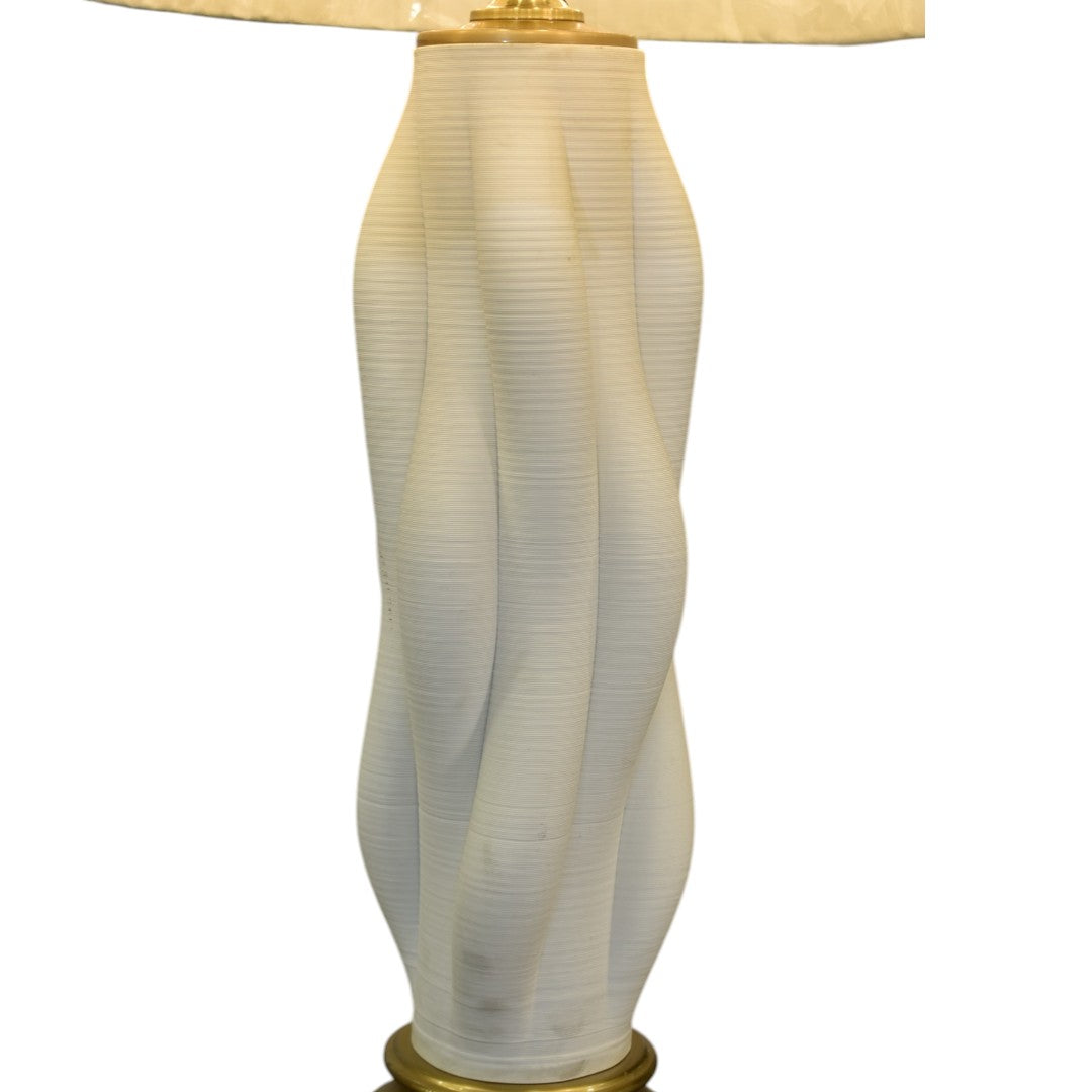 ✨ Porcelain 3D Vase Style Lamp – 40 Inch (Single)