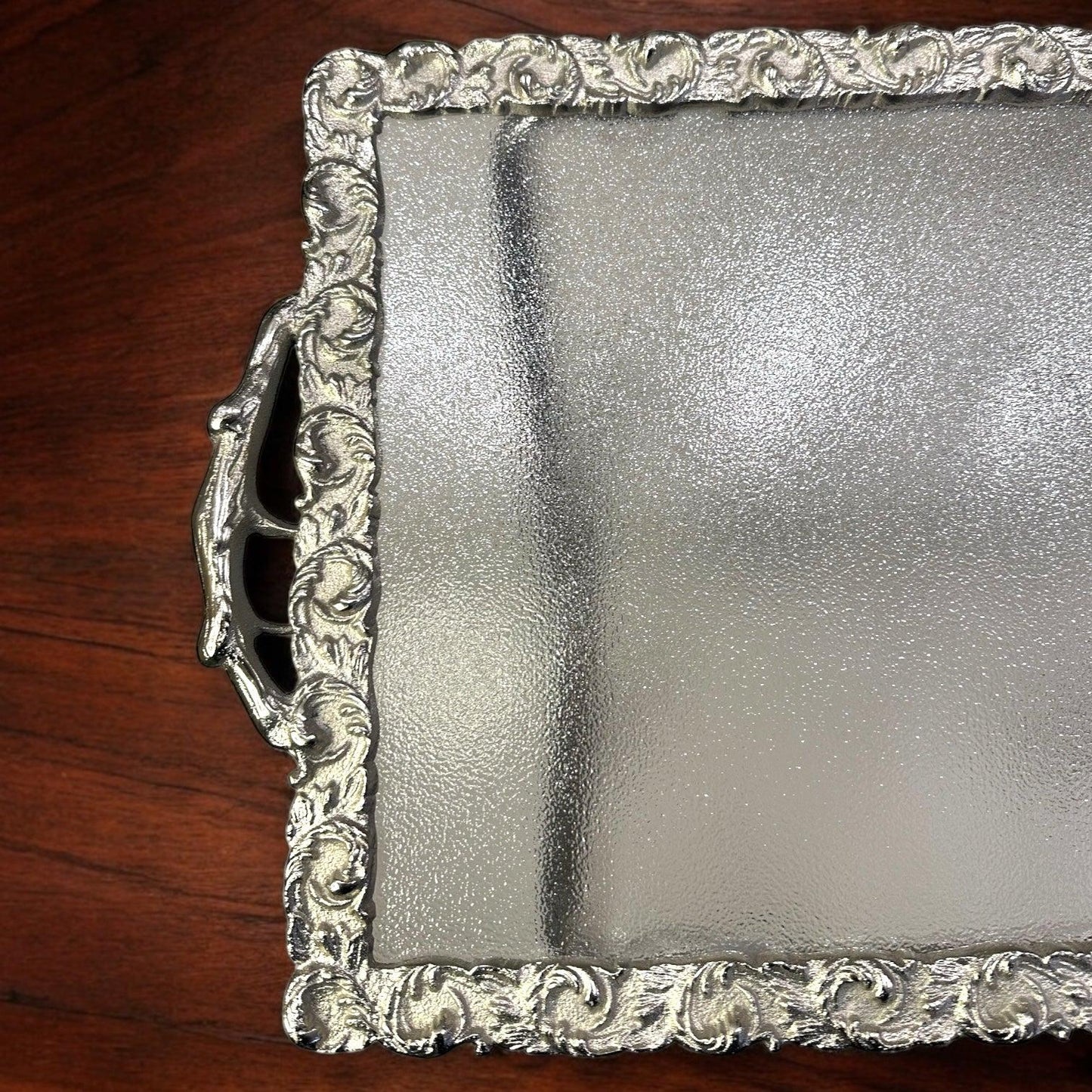 🍽️ Acrylic & Metal Serving Table (Single)