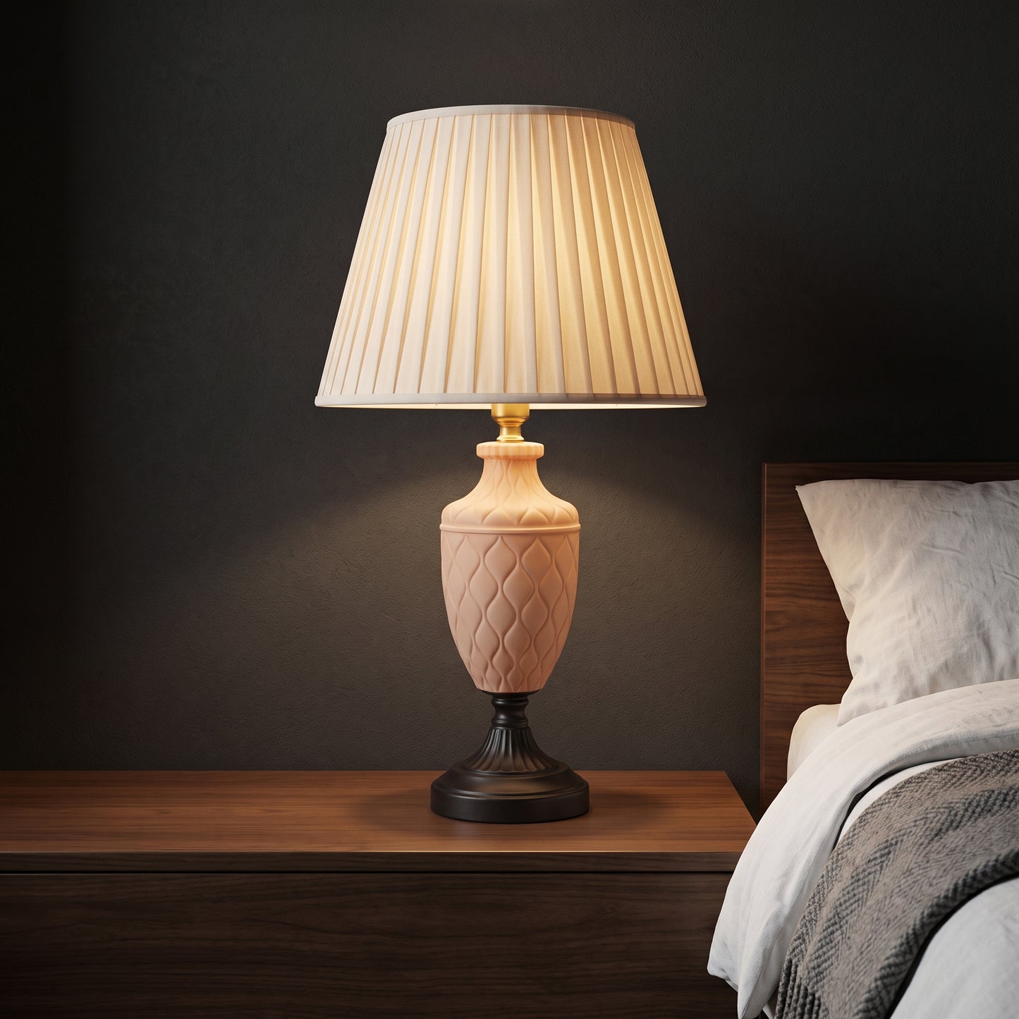Luxe Reflection™ – Glass Lamp – Single