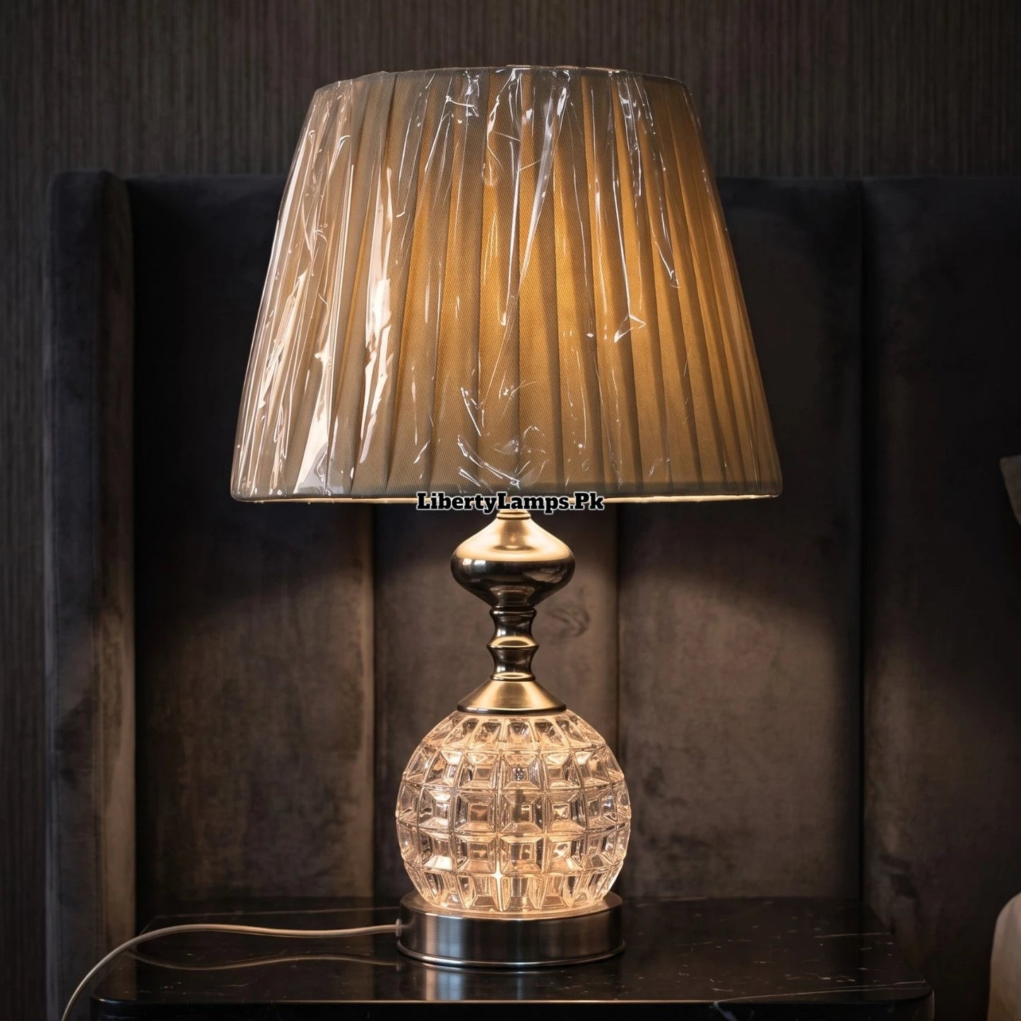 Crystal Glow™ – Glass Lamp Single