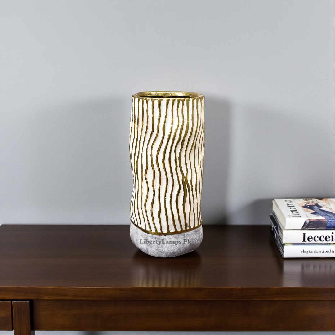 Earth Essence Terracotta Vase (Single)