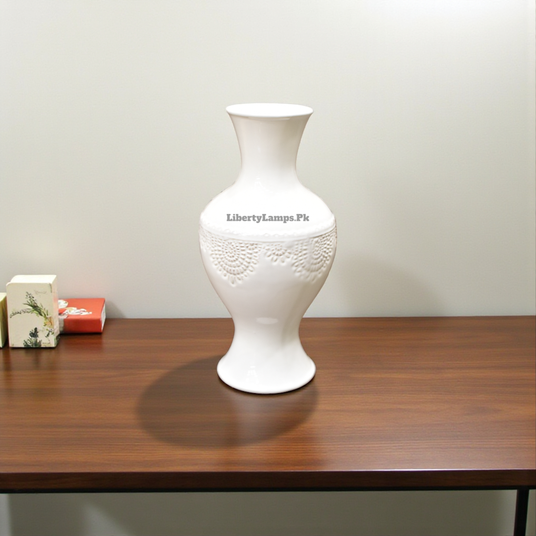 Imperial Grace Porcelain Vase (Single)