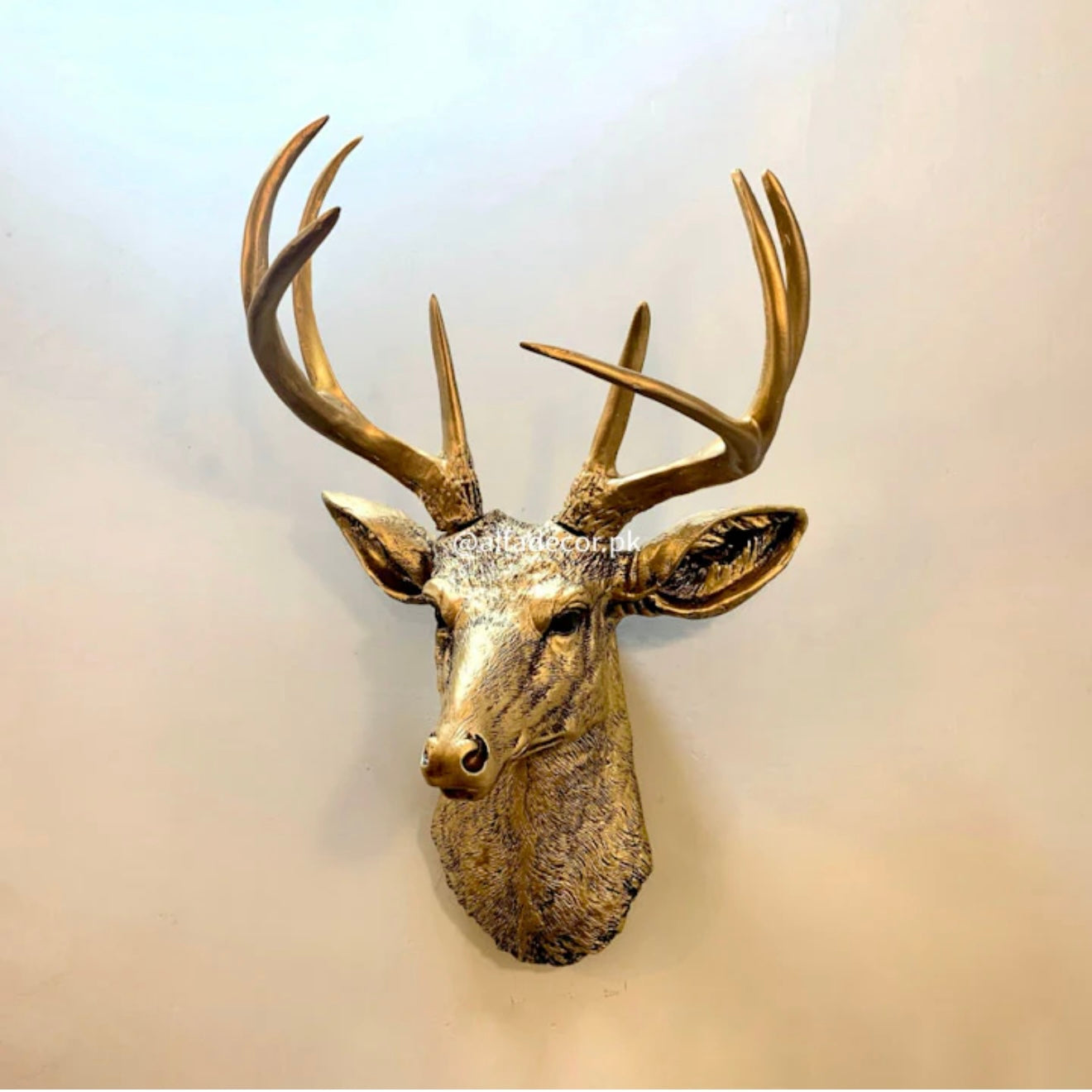 Majestic Wall-Mounted Deer Head Sculpture