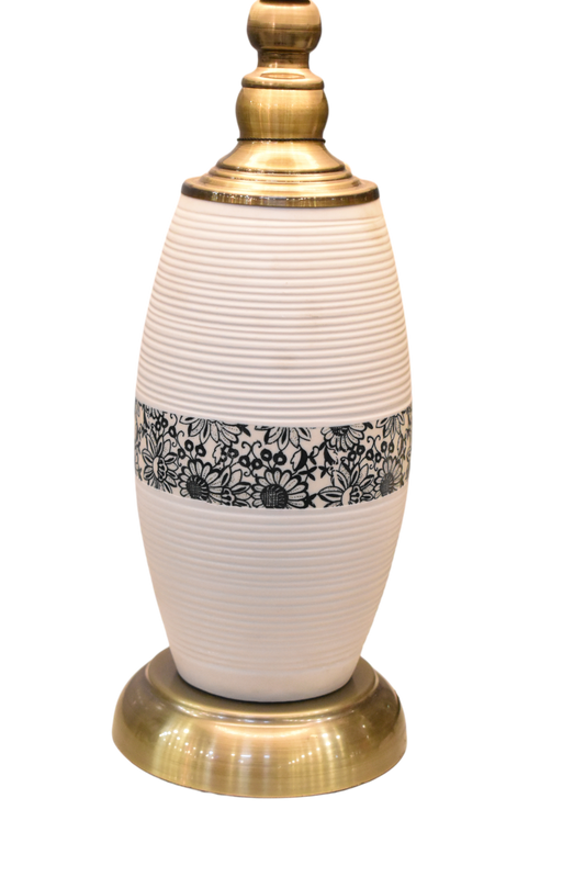 Handcrafted Terracotta Table Lamp – Earthy Elegance