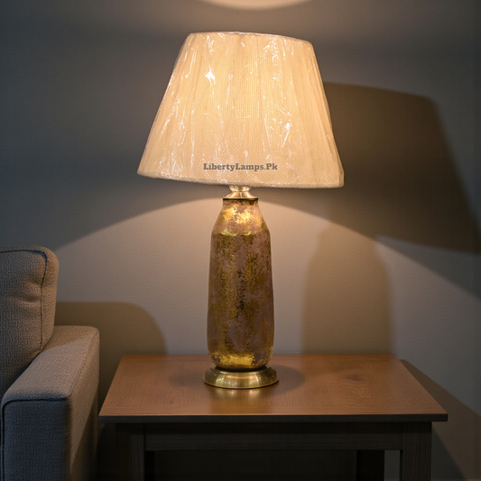Classic Charm – Terracotta Table Lamp
