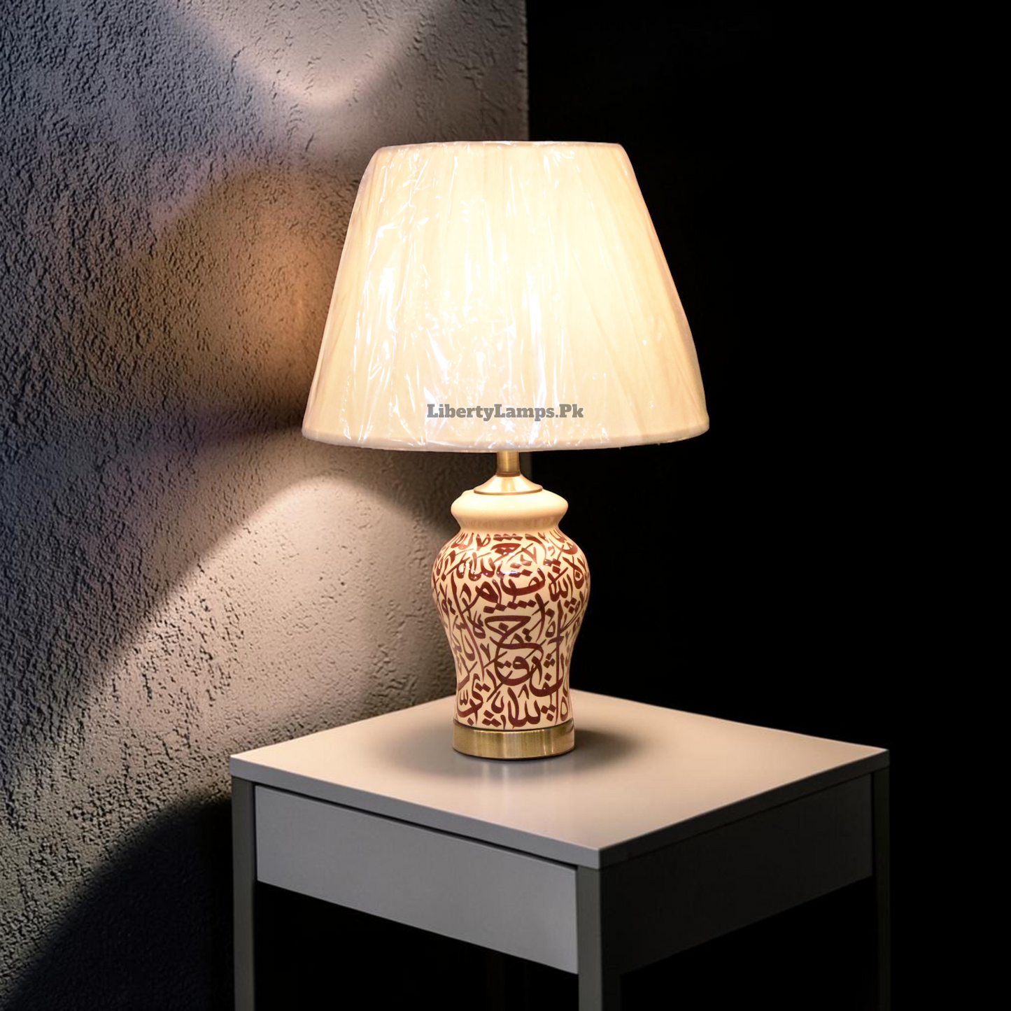 Calligraphy Grace™ – Porcelain Calligraphy Lamp Pair
