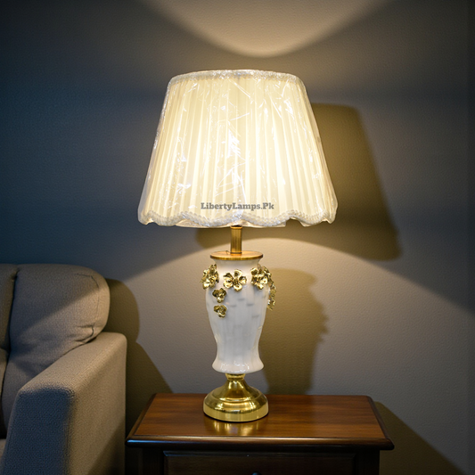 Pearl Radiance – Porcelain Table Lamp (Single)