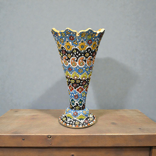Opaline Glow Porcelain Art Vase (Single)