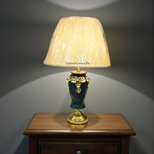 Ivory Glow – Porcelain Table Lamp (Single)