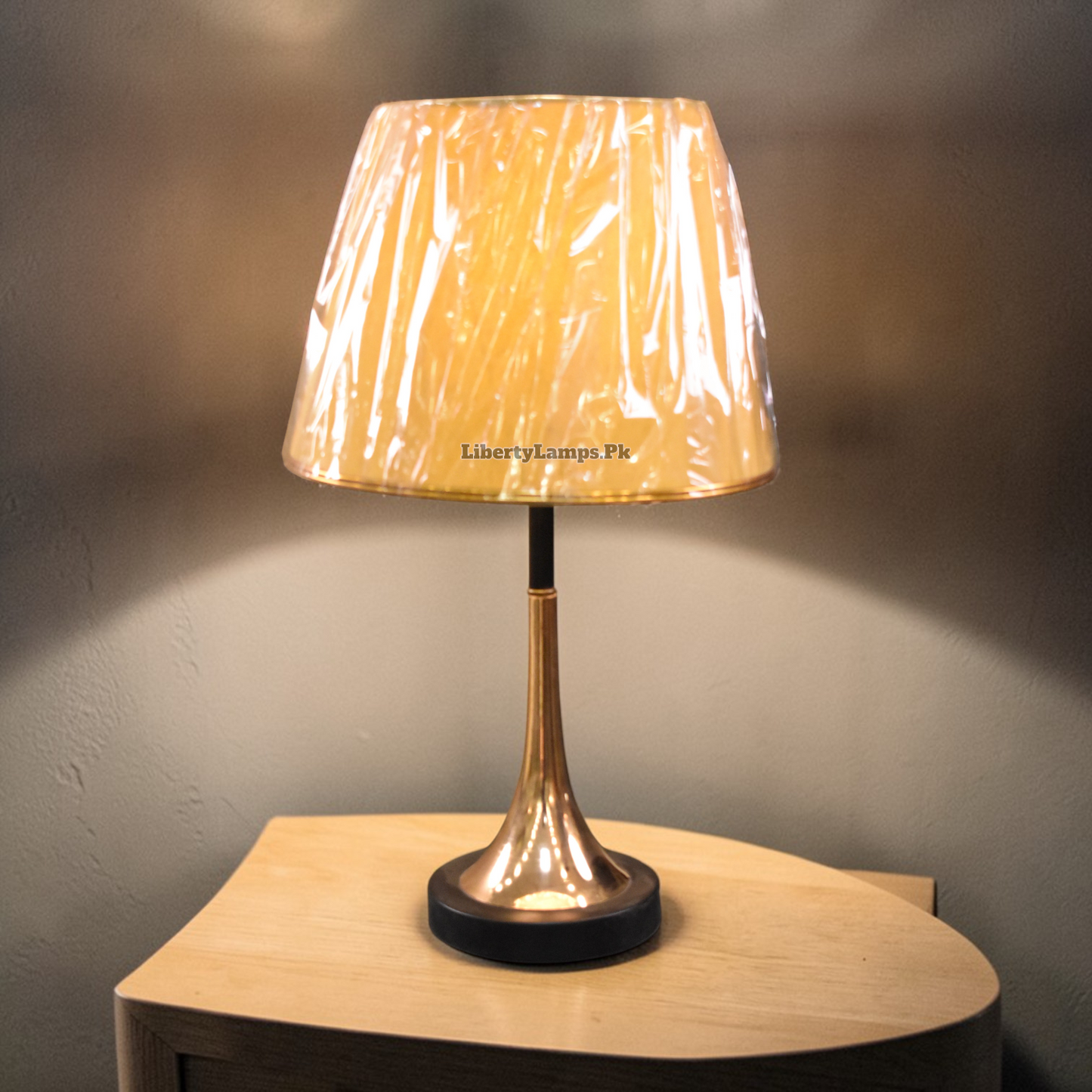 Steel Aura™ – Metal Lamp Pair