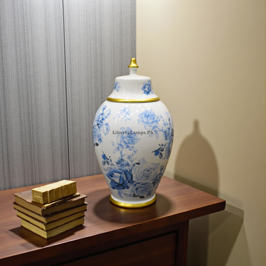 Classic Porcelain Vase Decoration Piece