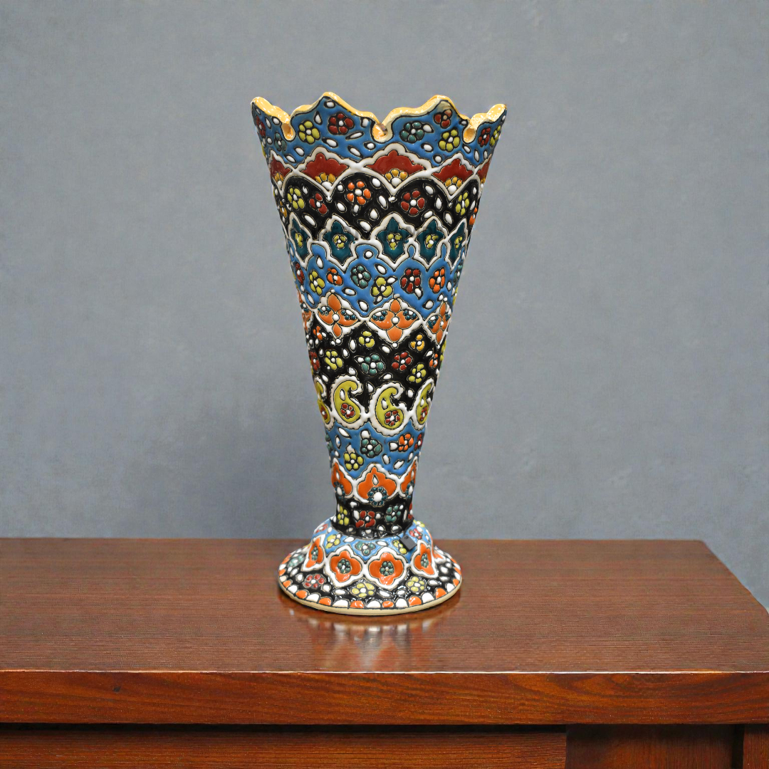 Celeste White Porcelain Harmony Vase (Single)