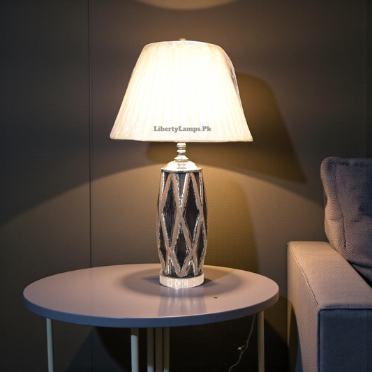 Handcrafted Terracotta Table Lamp – Earthy Elegance