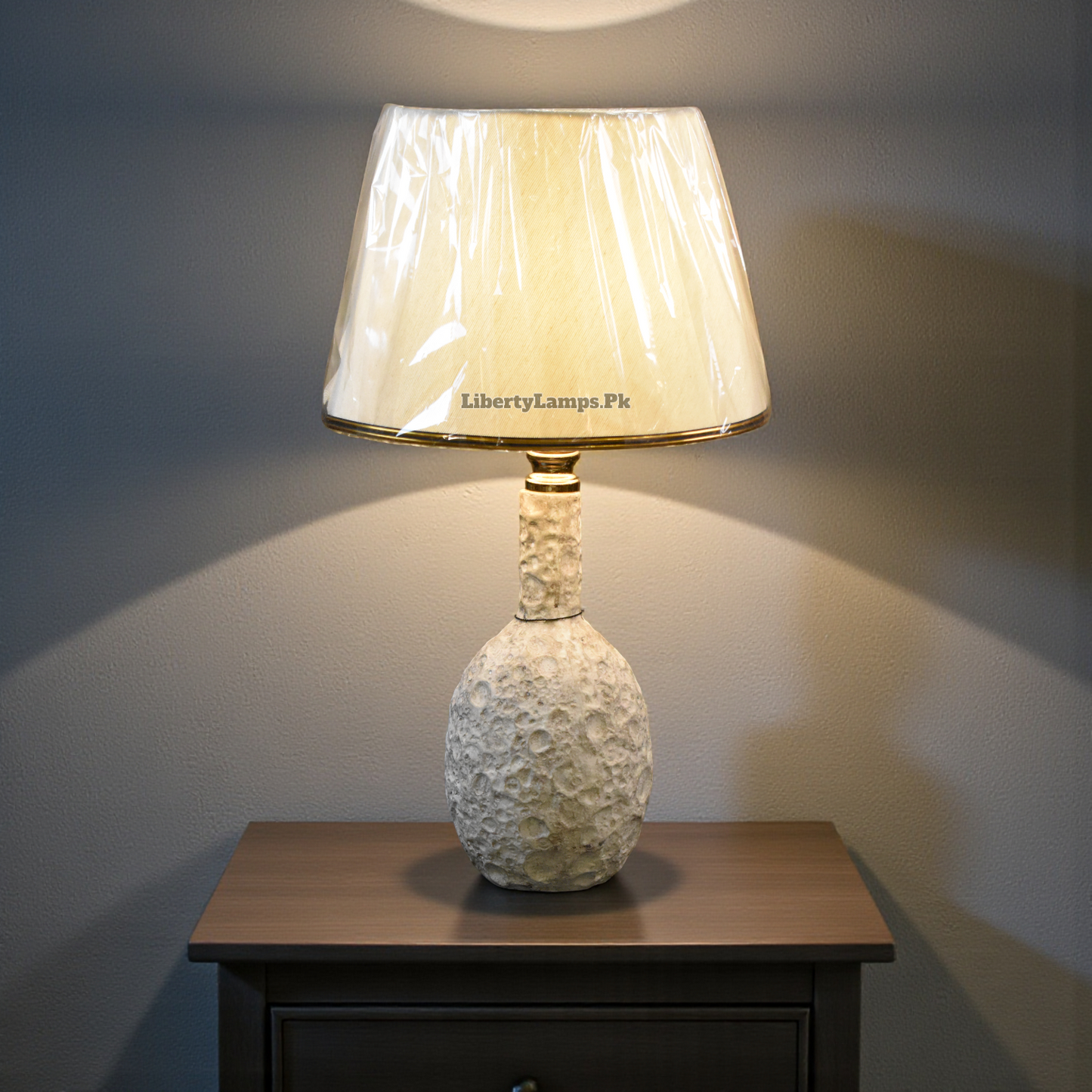 Alabaster Glow™ – White Terracotta Lamp Pair (18 Inch Height)