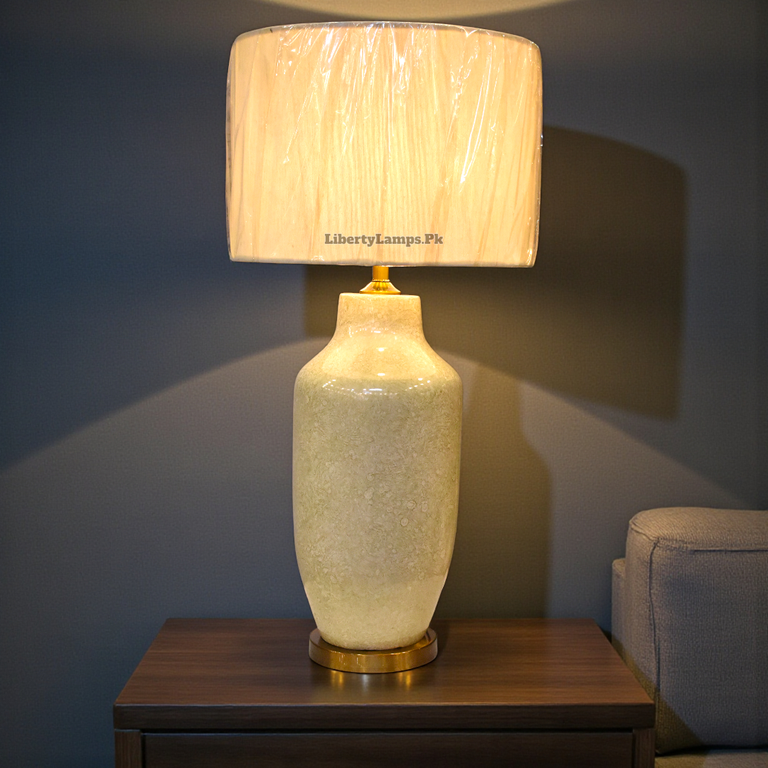 Ryzen Elegance – Designer Table Lamp