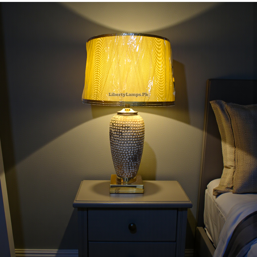 Handcrafted Terracotta Table Lamp – Earthy Elegance