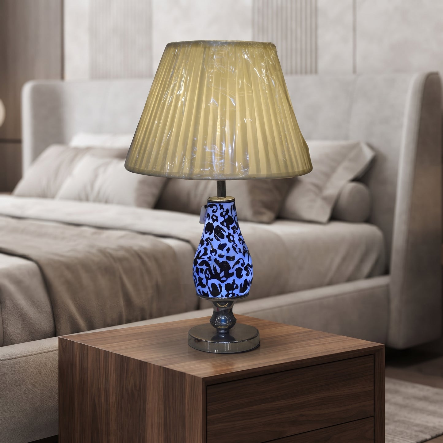 Crystal Aura™ – Glass Lamp Pair