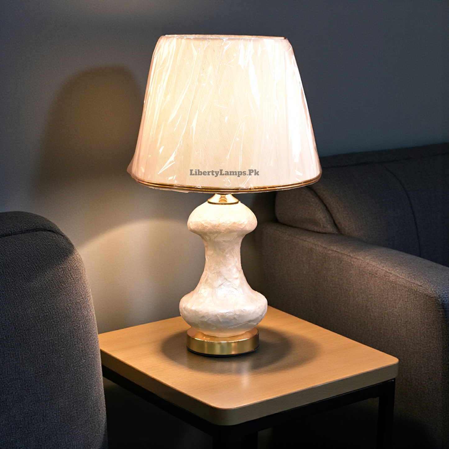 Pearl Aura™ – White Mother-of-Pearl Lamp Pair