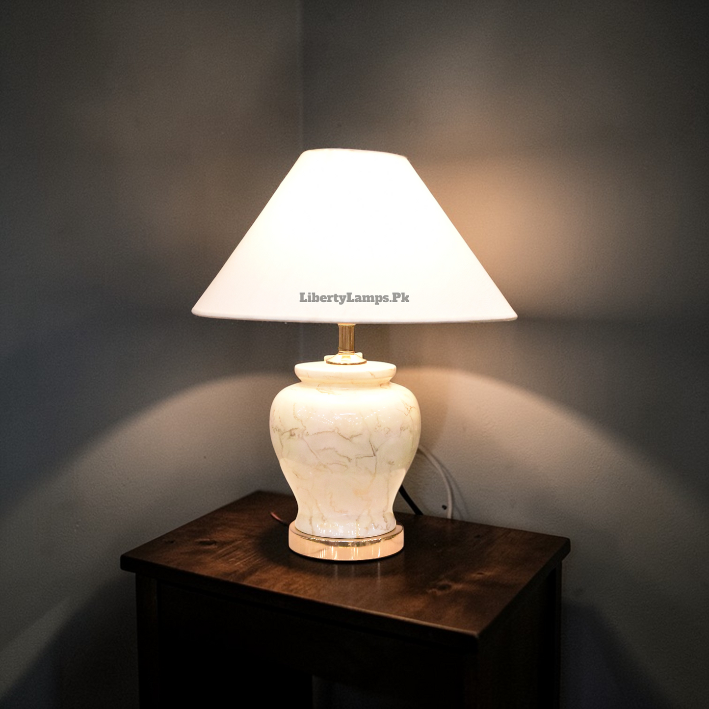 Textura Classic™ – Textured Ceramic Lamp Pair