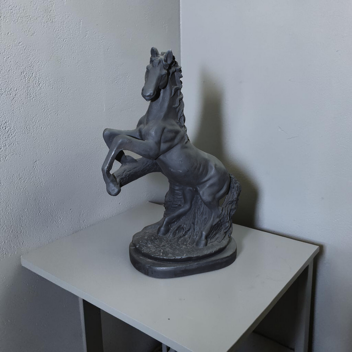 Gallant Ryzen™ – Horse Decorative Sculpture