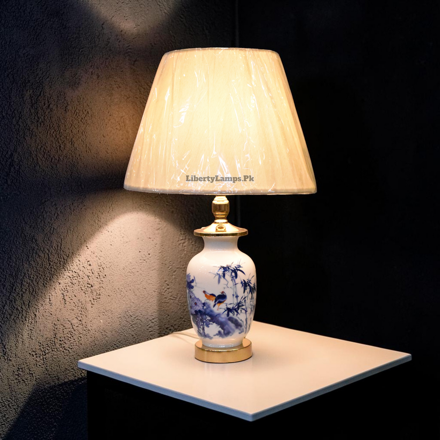 Ivory Hearth™ – Ceramic Lamp Pair