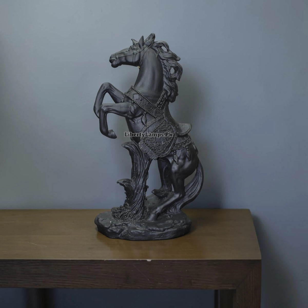Horse Elegance – Decorative Horse Figurine