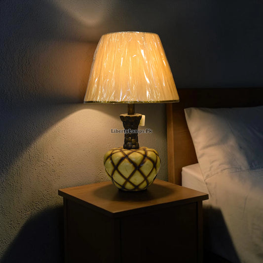 Resin Royale – Elegant Resin Table Lamp Pair