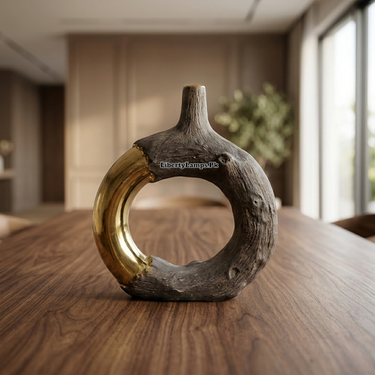Antique Charm – Classic Decorative Vase