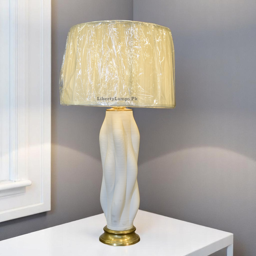 ✨ Porcelain 3D Vase Style Lamp – 40 Inch (Single)