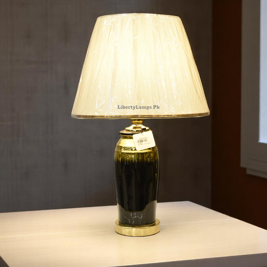 Noir Glaze Black Ceramic Table Lamp (Single) – Contemporary Bold Charm