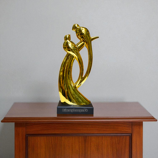 Golden Elegance Parrot Sculpture – Ryzon Finish (Single)