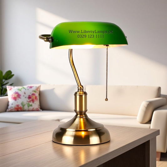 Green Glass Banker Table Lamp – Classic Study Desk Light (Single)