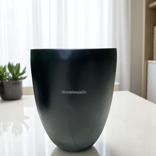 🖤 Black Matte Pot – Minimal Elegance (Height: 18 Inch)