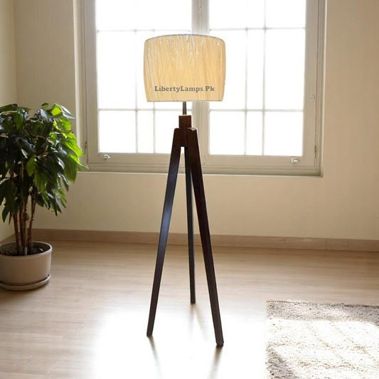 ✨ Regal Horizon Wooden Tripod Floor Lamp (Single) ✨