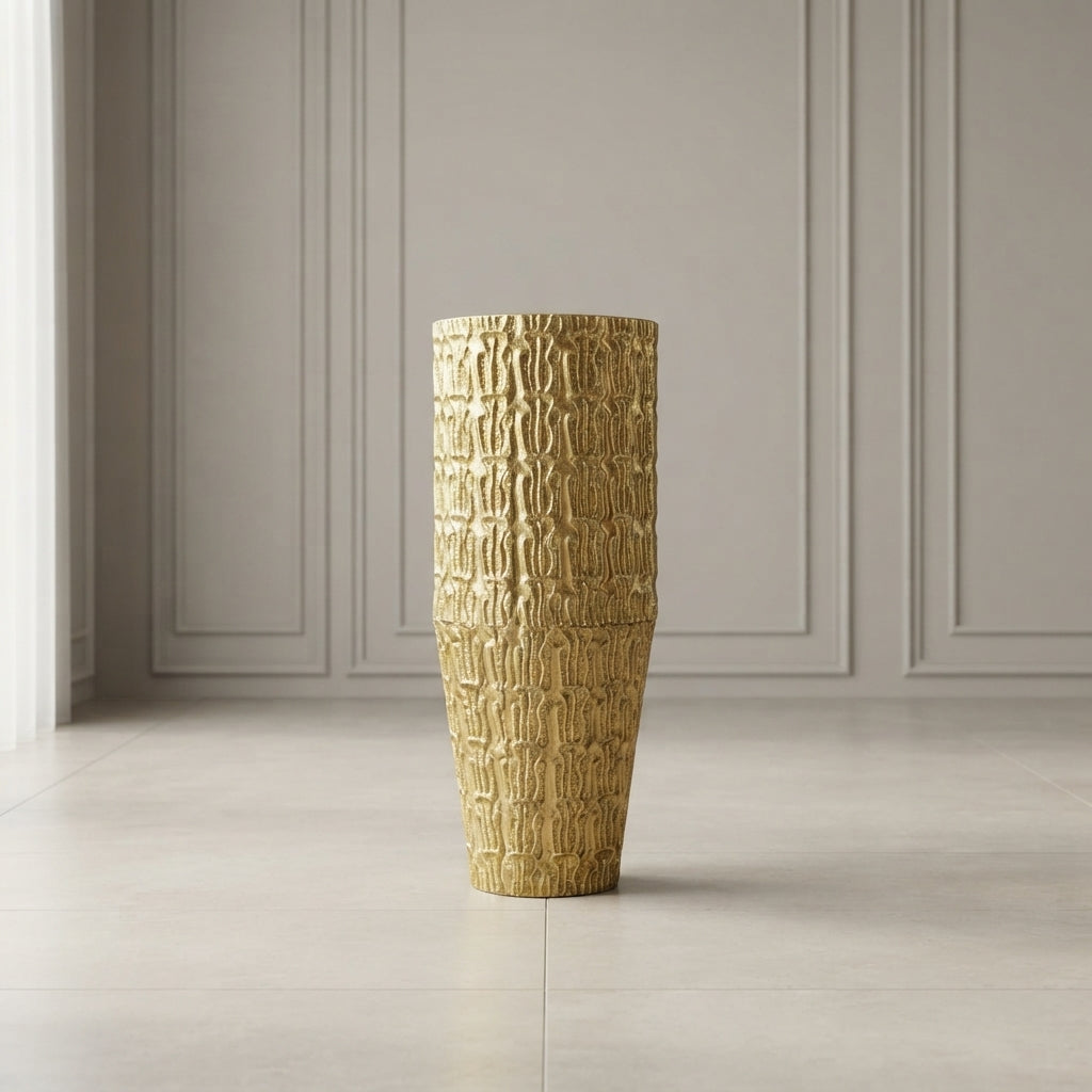 Metal Majesty – Premium Decorative Metal Vase