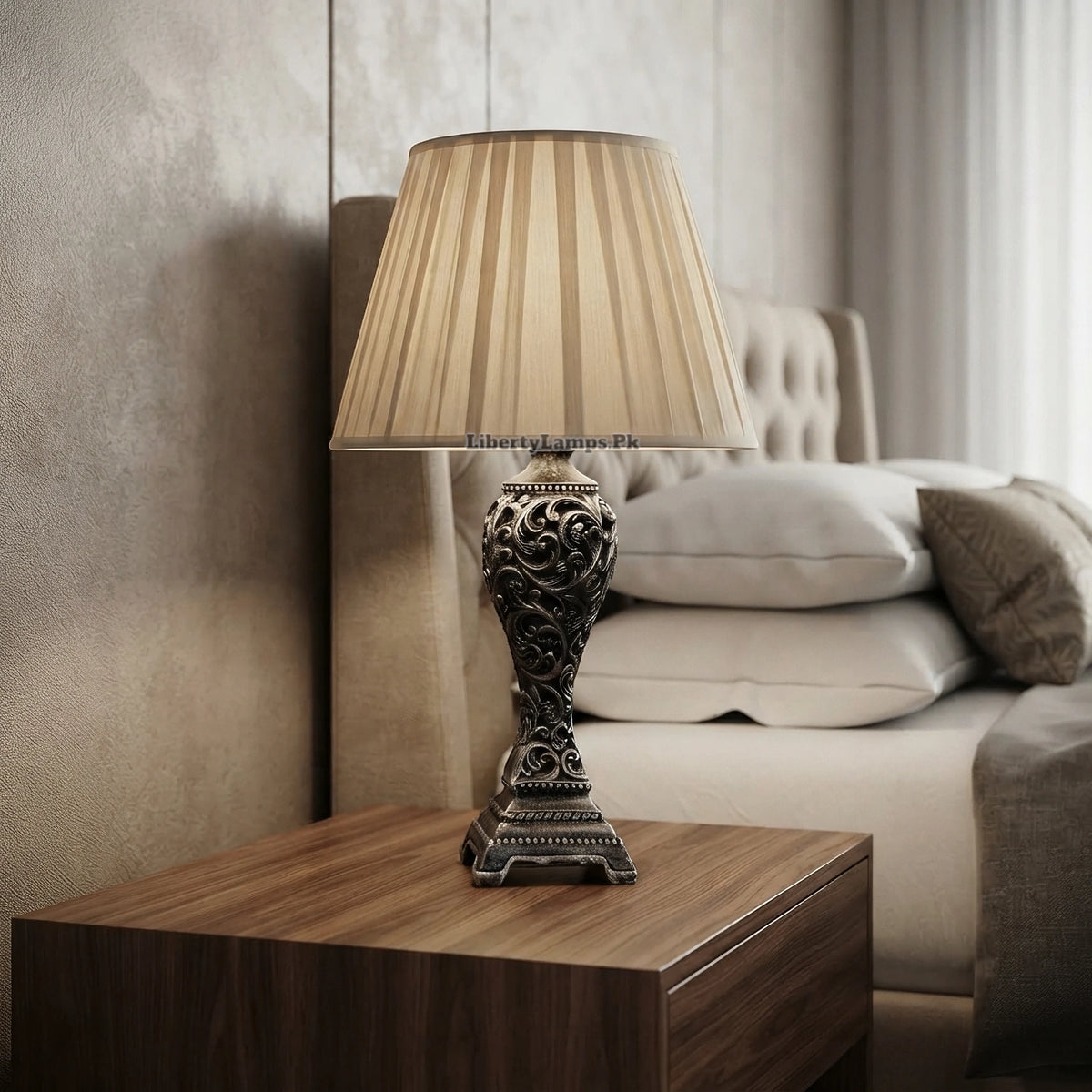 Resin Elegance – Contemporary Resin Table Lamp Pair