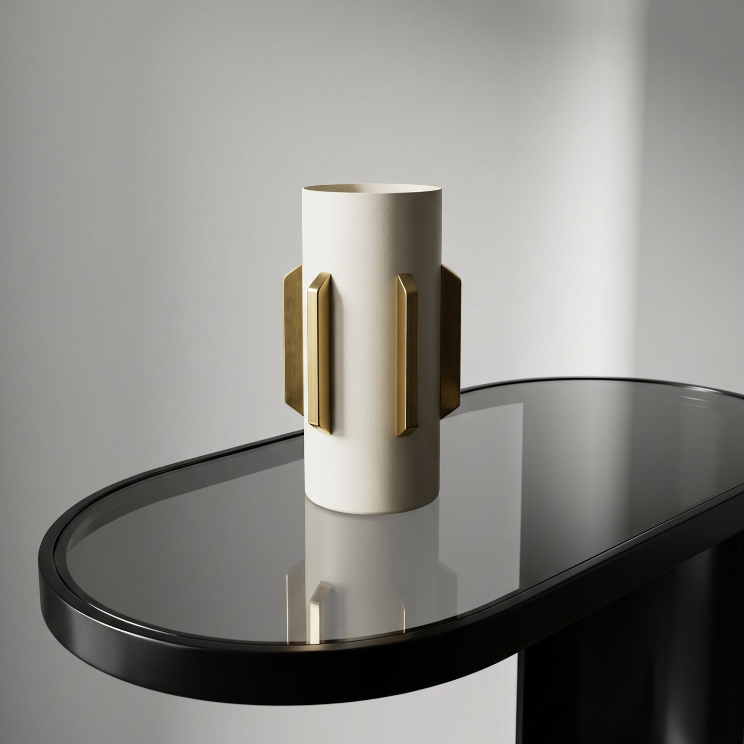 Urban Gleam™ – Metal Vase